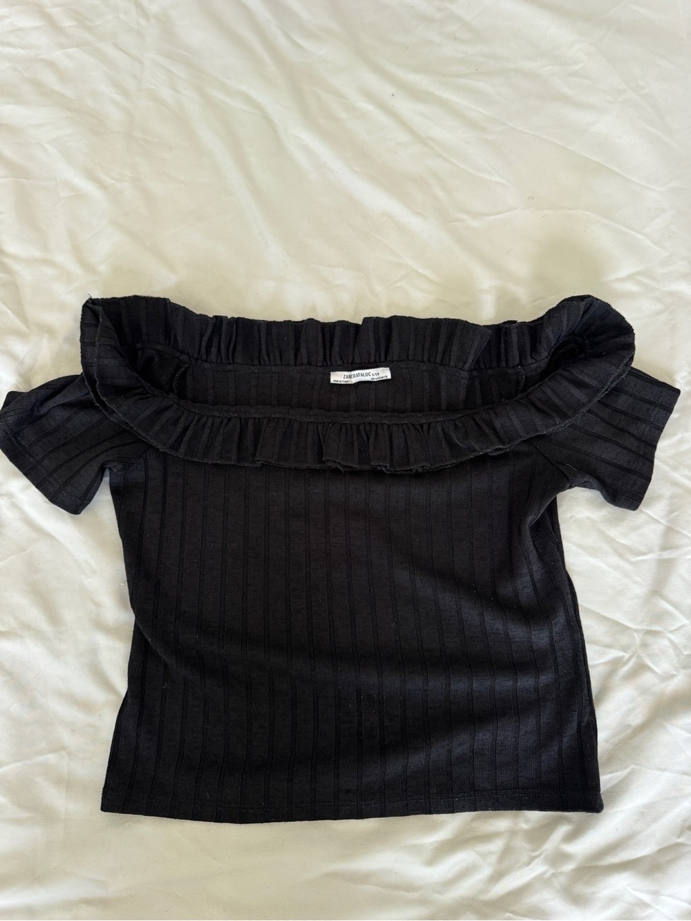 Zara Black Ribbed Off-Shoulder Top with Ruffle Edge - Picture 3 of 7